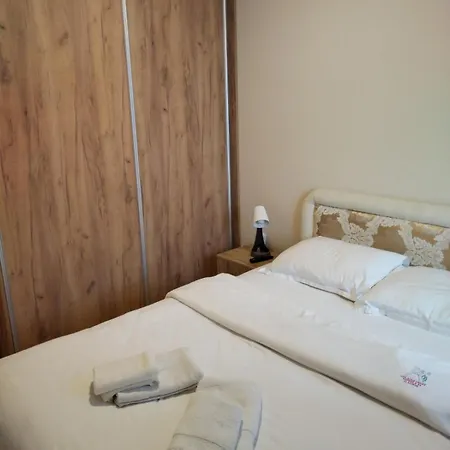 Apartment La Montana 3 *